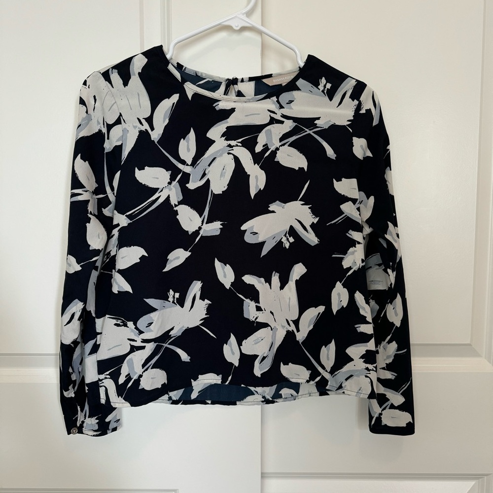 Banana Republic Long Sleeve Blouse XS